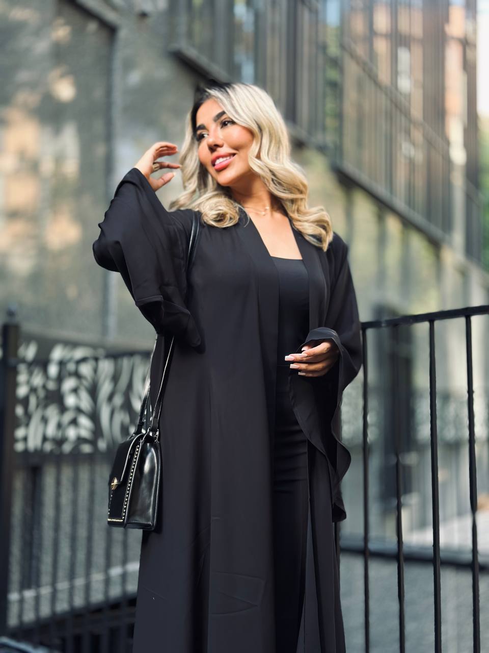 عبا زنانه آستین کلوش جلو باز